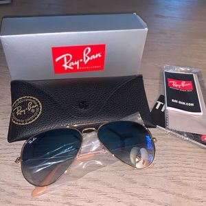 Ray-Ban aviator classic in blue gradient